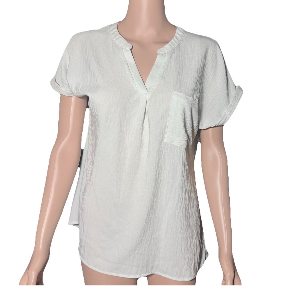 B White Split Neck Pullover Henley Blouse Short Cuff Sleeve Pocket Gauze Large